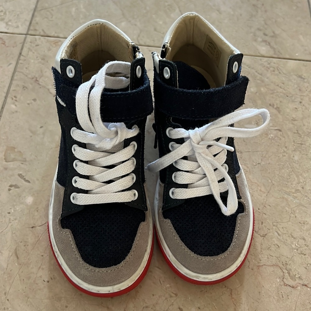 Jacadi boys sneakers size 28